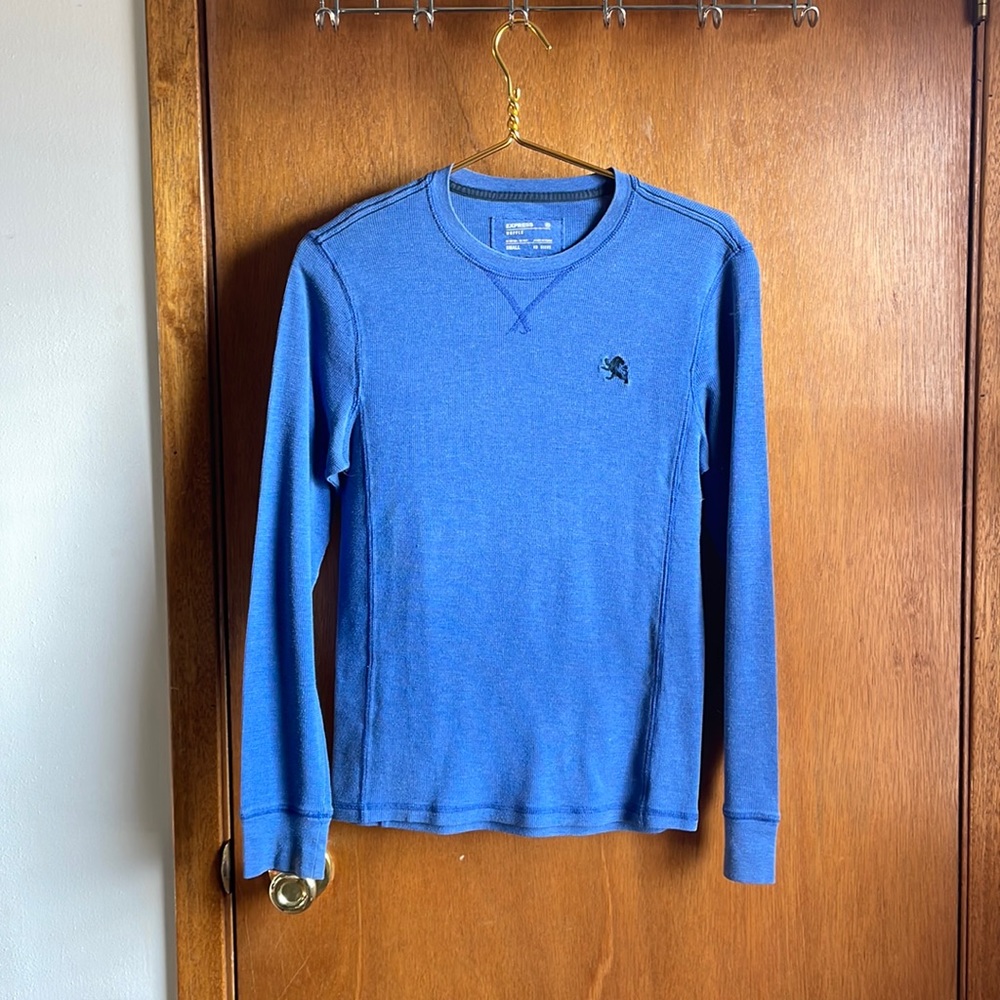 Mens waffle style shirt